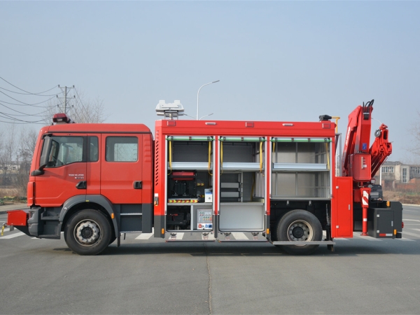 德國(guó)曼恩搶險(xiǎn)救援消防車(chē)
